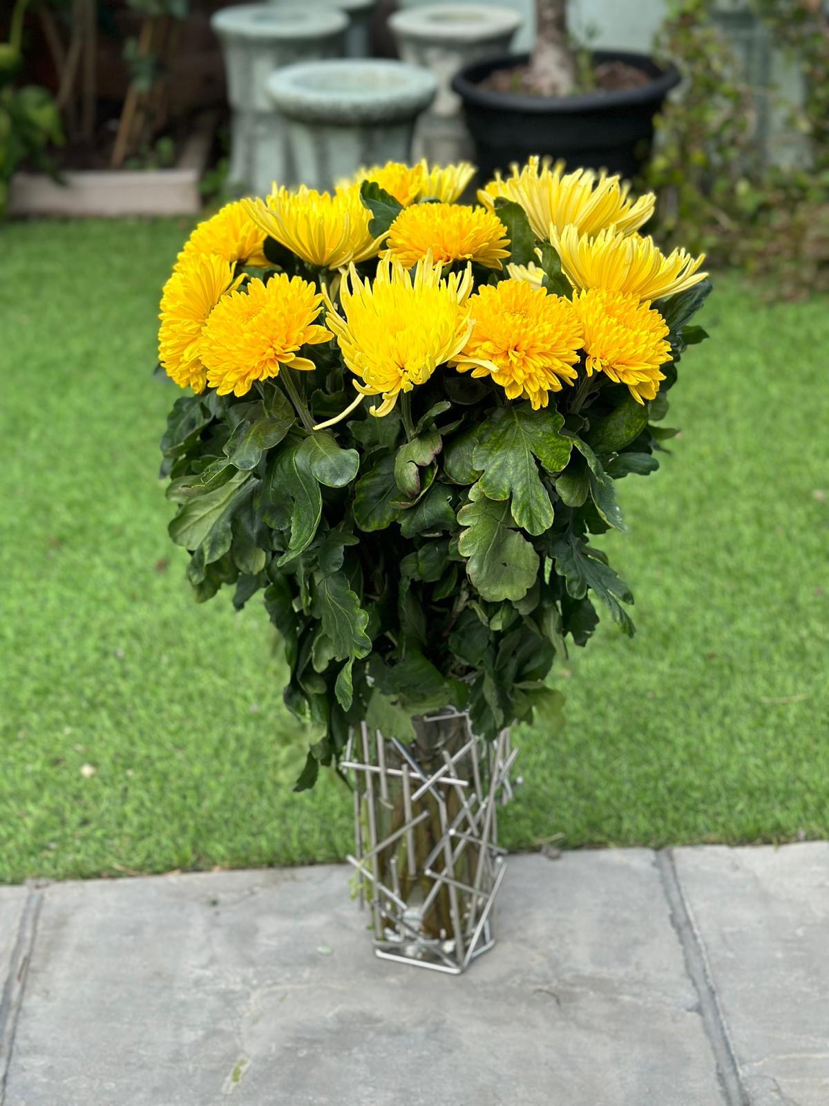 Golden Sunburst Chrysanthemum Bouquet